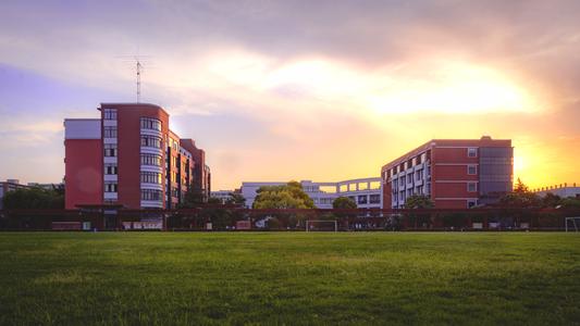 上海英澳新国际高中招生开始了吗？学校教学具有哪些特点？