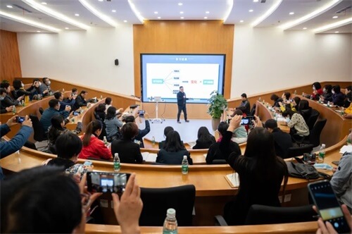 成都巴德美际学校：是什么魅力让“高质量学习法”深受教育圈名师追捧？