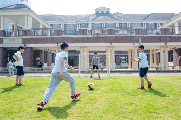 斩获市级金奖，巴德美际学校成都校区啦啦操校队首战告捷