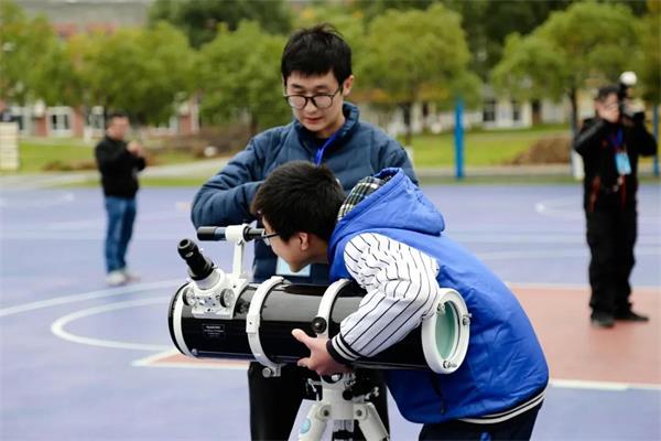 宁波市天文知识竞赛在宁波至诚学校成功举办，至诚学子再获佳绩！