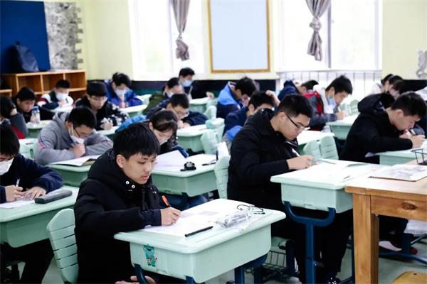 宁波市天文知识竞赛在宁波至诚学校成功举办，至诚学子再获佳绩！