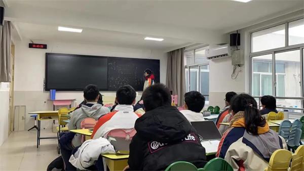 美国AMC数学竞赛成绩出炉 ——南京外国语学校国际部学子再获佳绩！