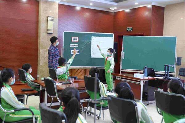 北京市朝阳区芳草地国际学校科学研修活动！