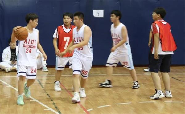 北京爱迪国际学校国际夏校，元气少年集结号！