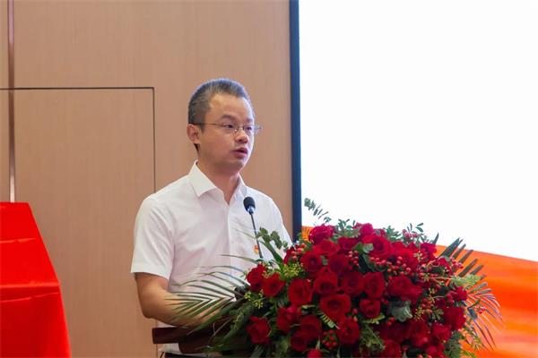 北京大学思想政治实践课教育基地落户诸暨海亮外国语学校