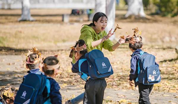 南京博颂莱爵学校 ：为何人人都称赞在南京博颂莱爵学校很幸福？