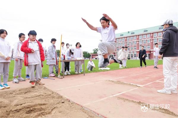 体育爱迪｜恰同学少年，北京爱迪国际学校学生赛场夺魁，舍我其谁