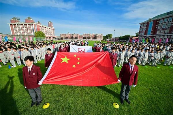 体育爱迪｜恰同学少年，北京爱迪国际学校学生赛场夺魁，舍我其谁