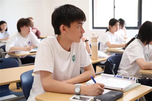 上海田家炳中学国际课程中心社会学公开教学活动顺利举行