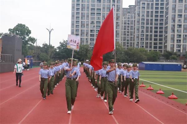 致敬丰碑，强国有我——北大附属嘉兴实验学校第六届体育节