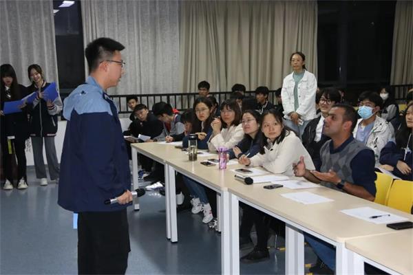 郑州航空港区英迪国际学校“我的梦想My dream”英语演讲比赛完美收官