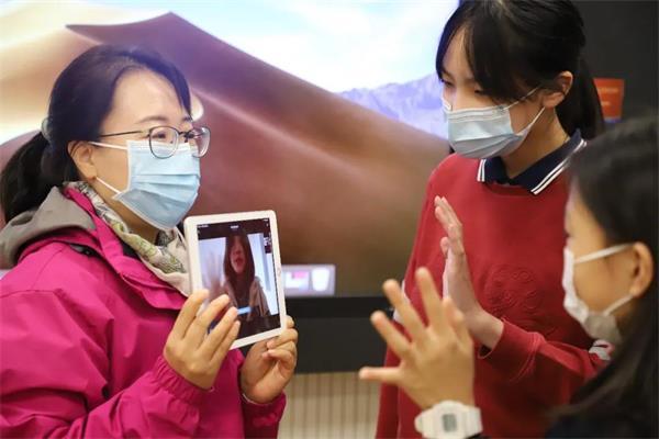 多年移动教学经验，硬件全程保障 |北京王府学校师生协作有序应对疫情突发！