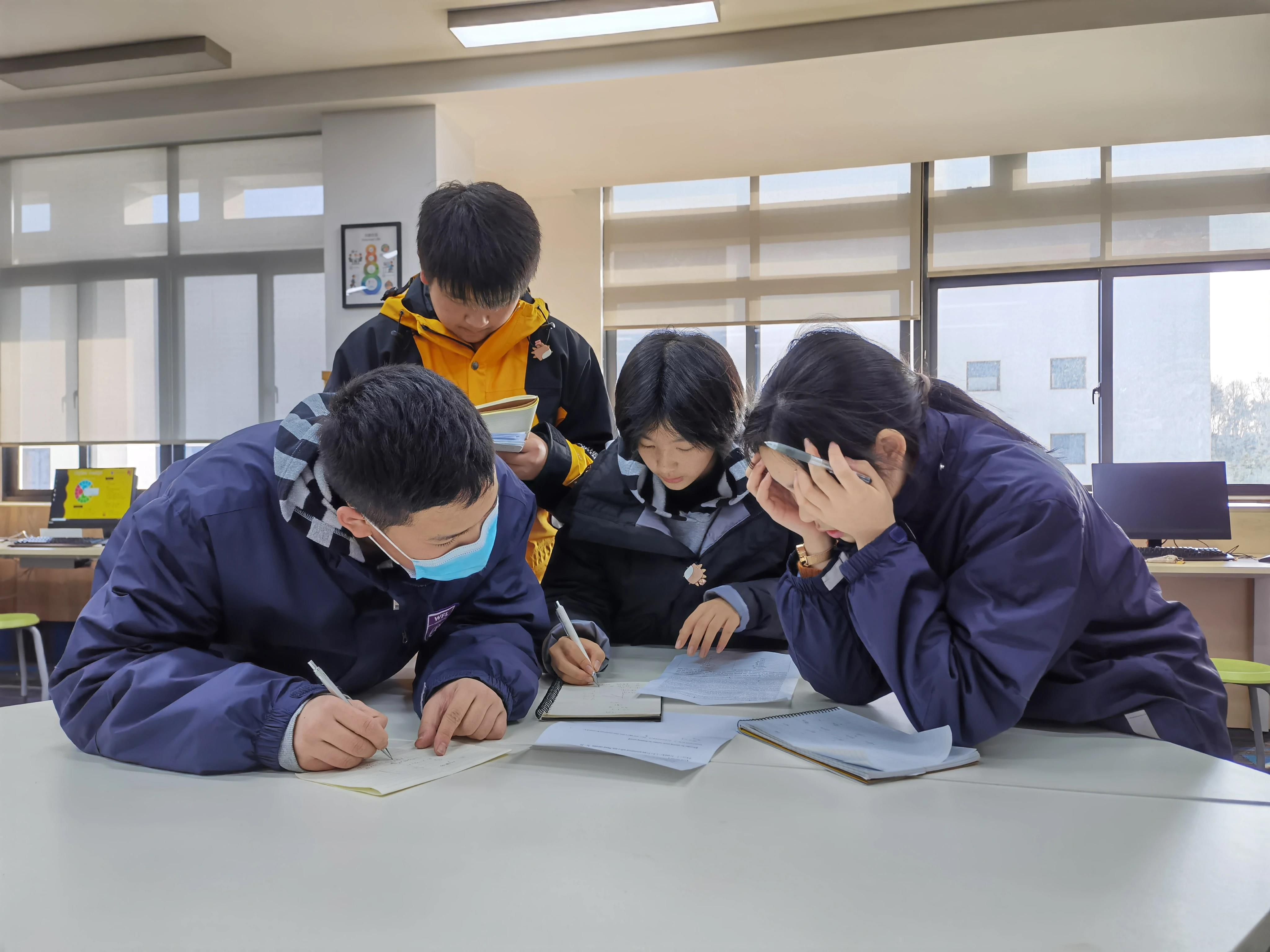 2022年杭州世外外籍人员子女学校[初中融合部]招生简章介绍