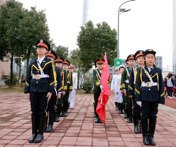 合肥高新中加学校新学期首次升旗仪式圆满举行