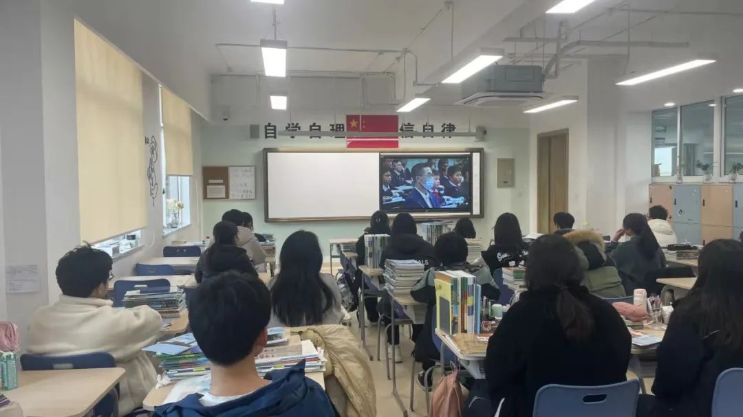 点亮科学梦 | 平湖卡迪夫学子同上“科学第一节课” - 卡迪夫公学平湖