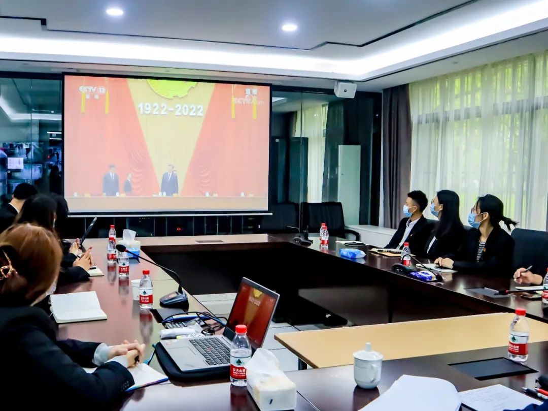 上海师范大学天华学院青年师生热议习总书记在庆祝中国共产主义青年团成立100周年大会上重要讲话精神                