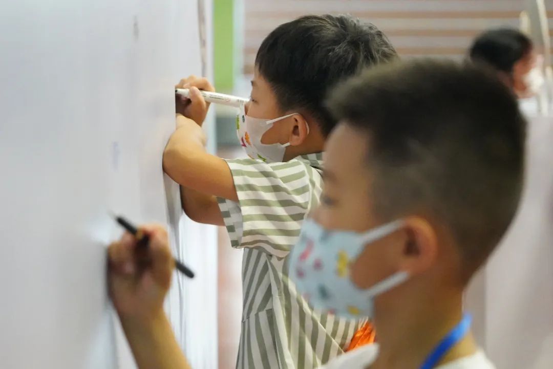 康桥学校昆山校区盛夏游园会                