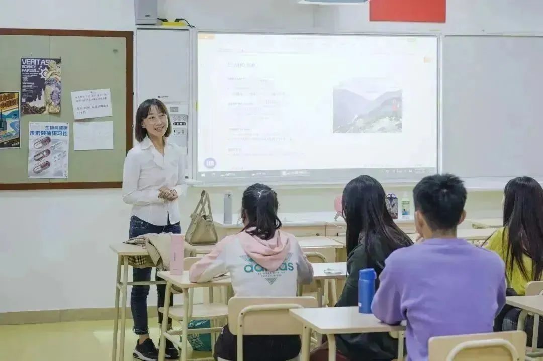 上海星河湾双语学校高中部职业日回顾                