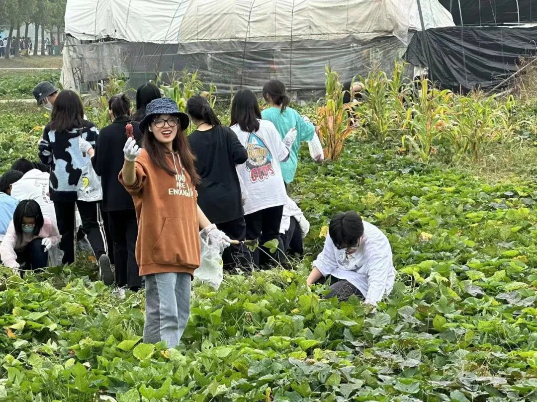 江苏省苏州实验中学AP中心秋游记                